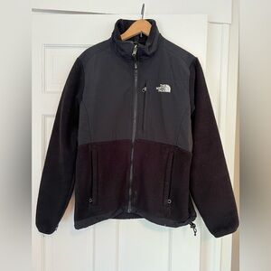 Northface Women’s Denali jacket - Medium - black
